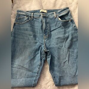 Abercrombie & Fitch Women’s The Super Skinny Ankle High Rise Jeans